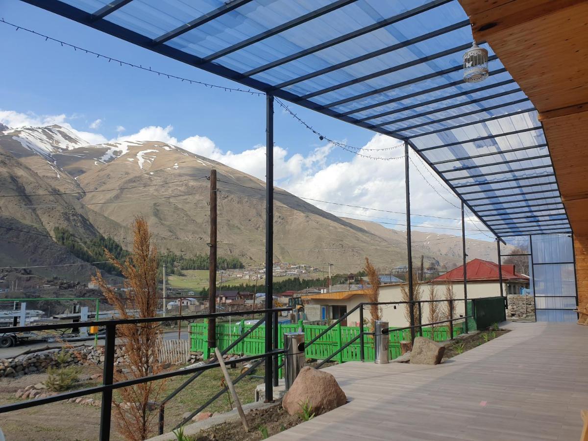 Hotel Tornisa Kazbegi Eksteriør bilde