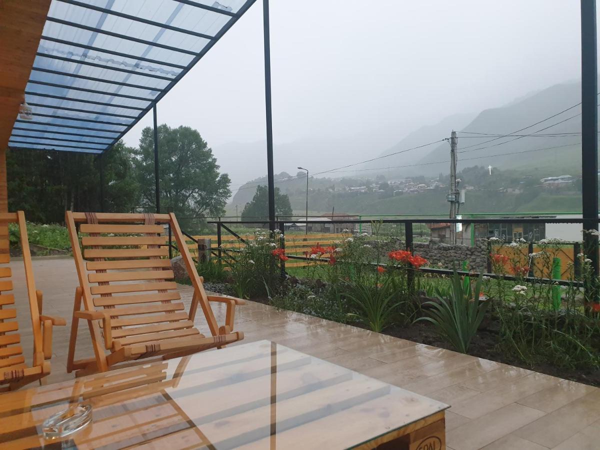 Hotel Tornisa Kazbegi Eksteriør bilde
